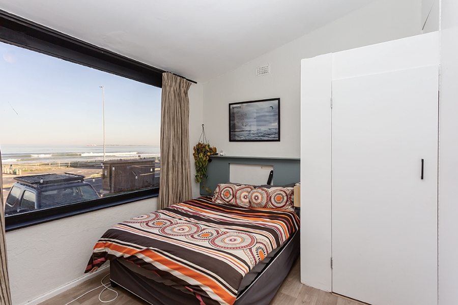 4 Bedroom Property for Sale in Beachfront Western Cape